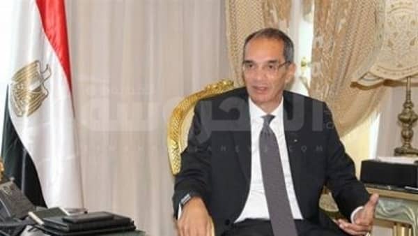 عمرو طلعت وزير الإتصالات وتكنولوجيا المعلومات