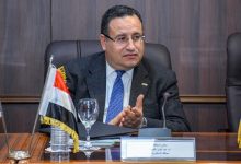 الدكتور عبد العزيز قنصوه وزير التعليم العالى والبحث العلمى