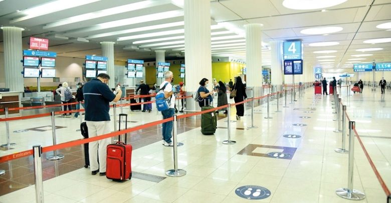 مطار دبي بعد تجهيزات السلامة الصحية للركاب