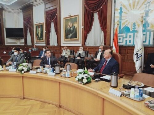 السلاب يبحث مشكلات مدينة نصر مع محافظ القاهرة