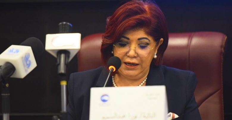 النائبة " نورا على عبد السميع " رئيس لجنة السياحة والطيران بمجلس النواب