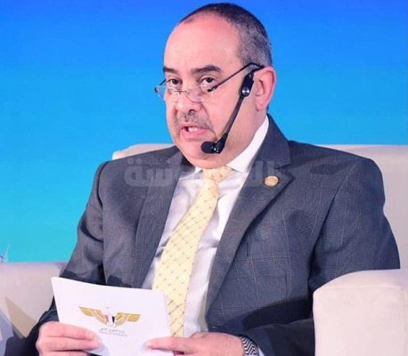 محمد منار عنبه وزير الطيران المدنى