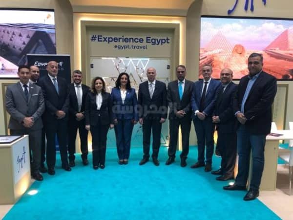 إقبال كبير من الزائرين على الجناح المصرى بمعرض Hungexpo بودابست السياحى الدولى 1