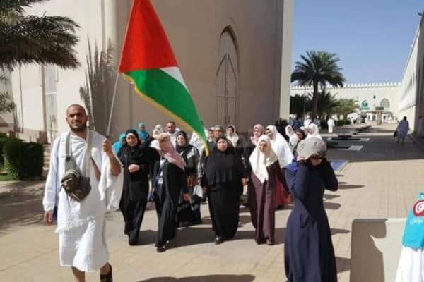 صورة أرشيفية لحجاج فلسطينيين