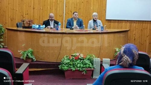 ندوتين توعويتين بكلية السياحة والفنادق ضمن فاعليات الاسبوع البيئى 1