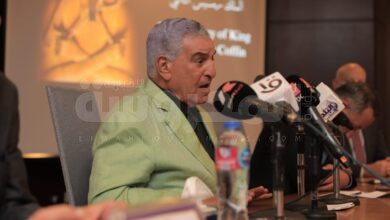 الدكتور زاهي حواس عالم الآثار ووزير الآثار الأسبق