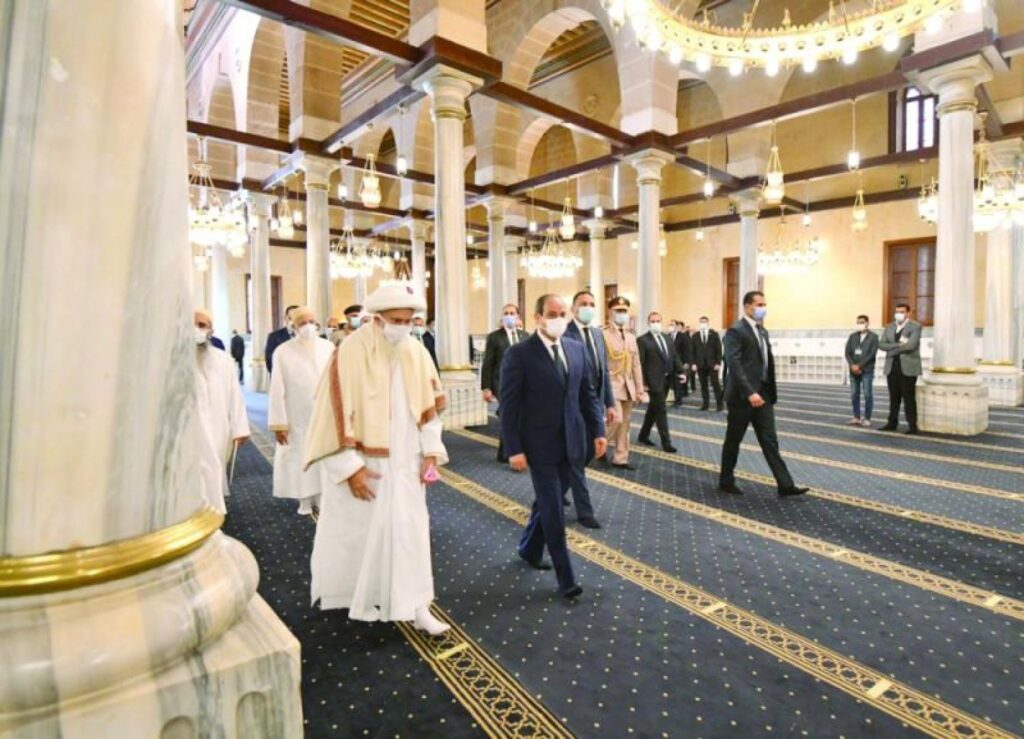 السيسي خلال إعادة افتتاح مسجد الحسين بعد أعمال التطوير