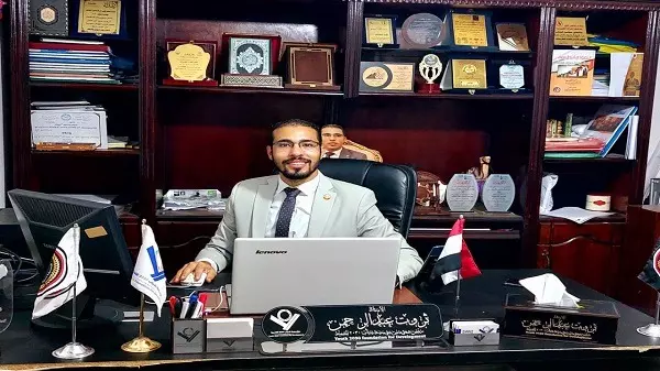 ثروت عبد الرحمن، مؤسس ورئيس كيان السياسي الشاب