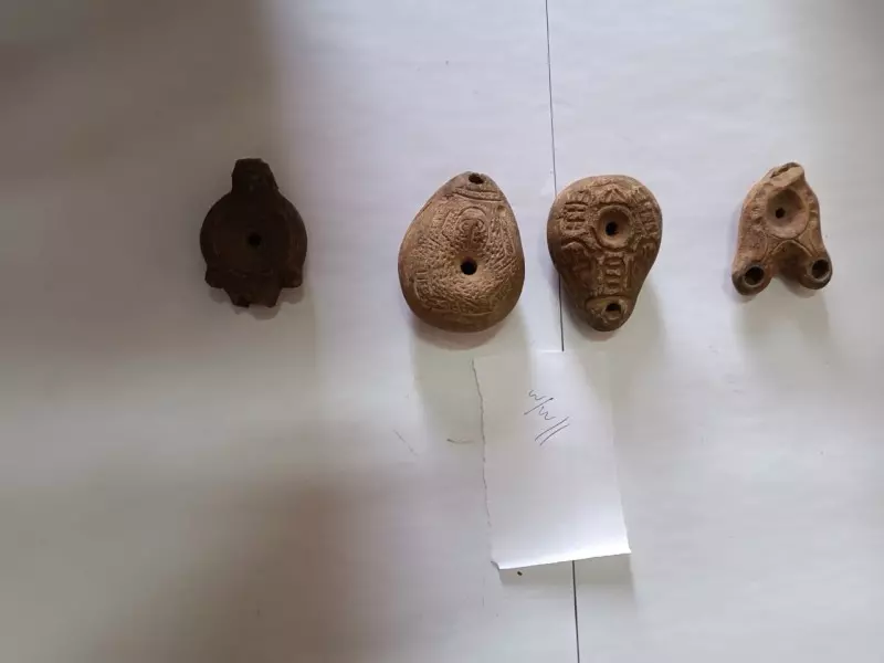 أين ذهبت آثار المتحف التى سلمته السيدة ناهد صادق للمجلس وما مصيره الآن؟ 10