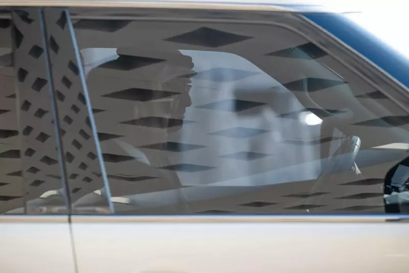 الرئيس المصرى يصل الإمارات في زيارة عمل 8