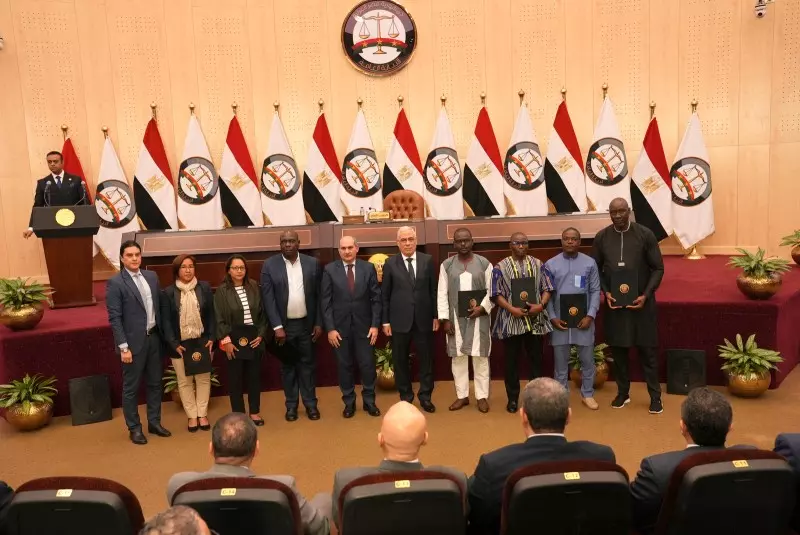 النائب العام يشهد تكريم المتدربين من أعضاء النيابة العامة الليبية وبعض دول أفريقيا ومفتشي وزارة الأوقاف 2