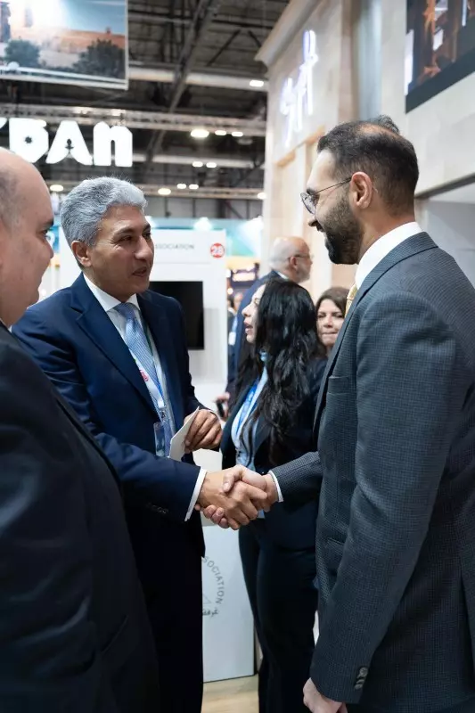 شريف فتحى يقوم بجولة في الجناح المصري المُشارك في المعرض السياحي الدولي Fitur2025 بالعاصمة الإسبانية مدريد 2