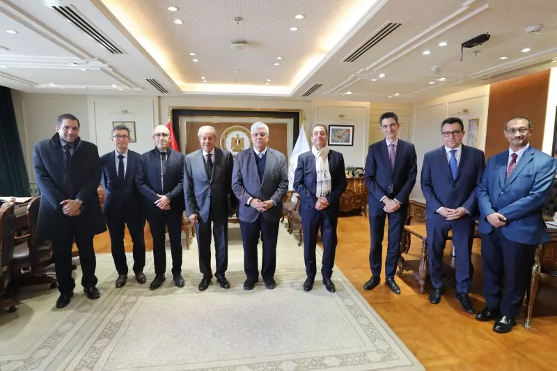 وزير التعليم العالي يبحث مع السفير الفرنسي ورئيس الجامعة الفرنسية سبل تعزيز التعاون 2