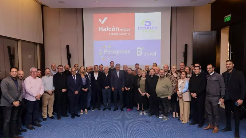 فتحى يلتقى بوفد كنسي إسباني بعد عودتهم من سانت كاترين