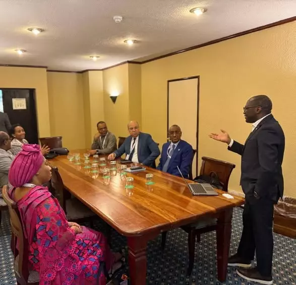 الحفنى يبحث مع مسئولي شركة بوينج آليات تعزيز التعاون في برامج السلامة الجوية ومجالات الطيران المستدام والتحول