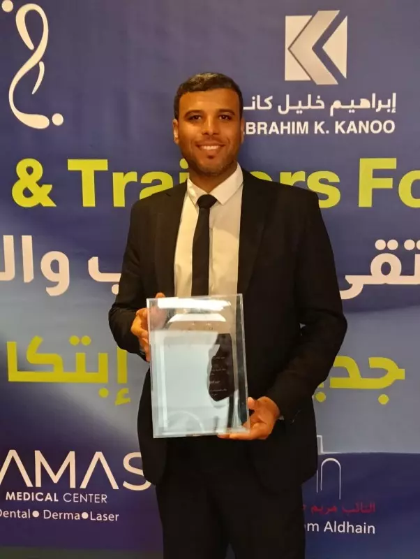 الكاتب الصحفى  حسام راضى ، المرشح لعضوية مجلس إدارة شعبة المحررين الاقتصاديين